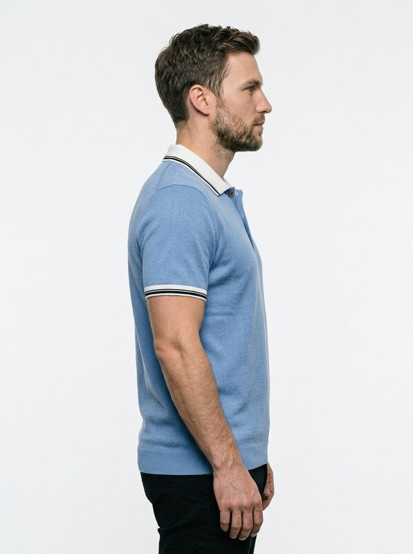 Men’s Short Sleeve Knit Polo Shirt with Colorblock Design