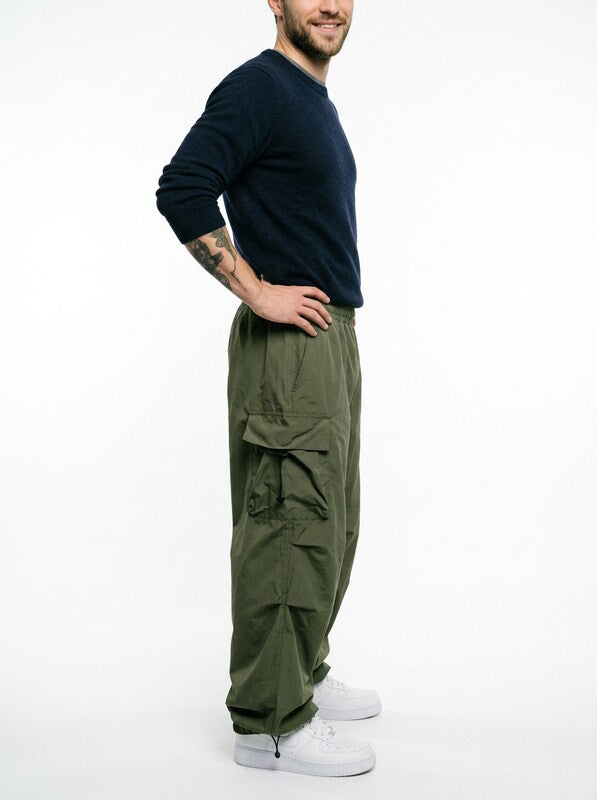 Men’s Relaxed Fit Cargo Pants with Drawstring Waist