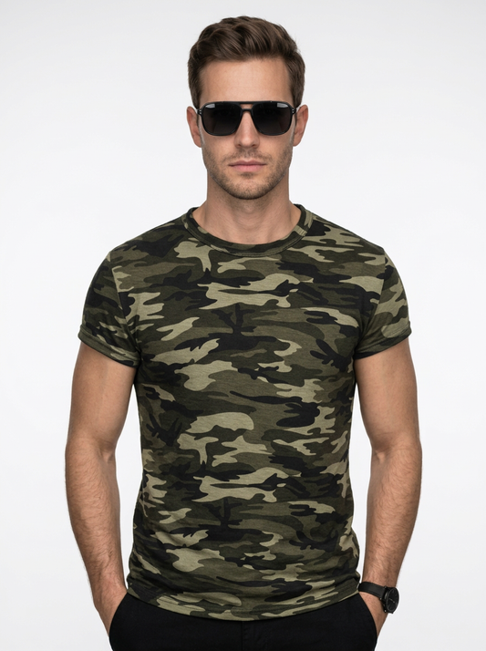 Men’s Camouflage Short Sleeve T-Shirt in Slim Fit