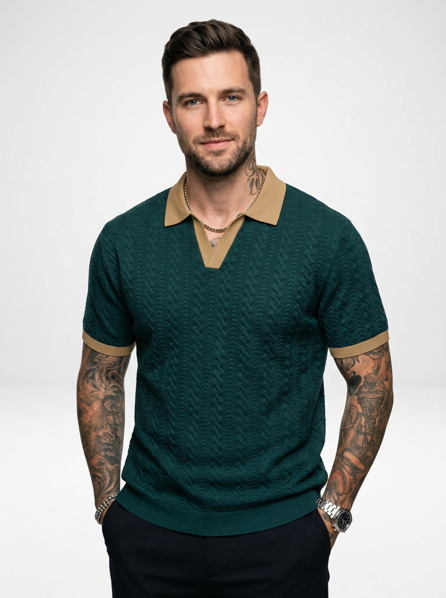 Men’s Short Sleeve Knit Polo Shirt with Contrast Detailing