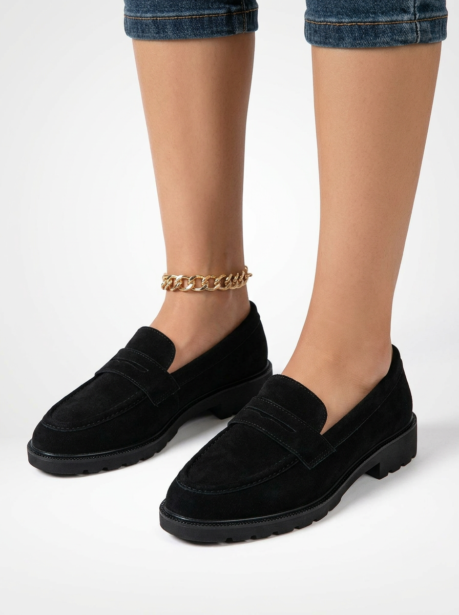 Women's Black Minimalist Round Toe Penny Loafers