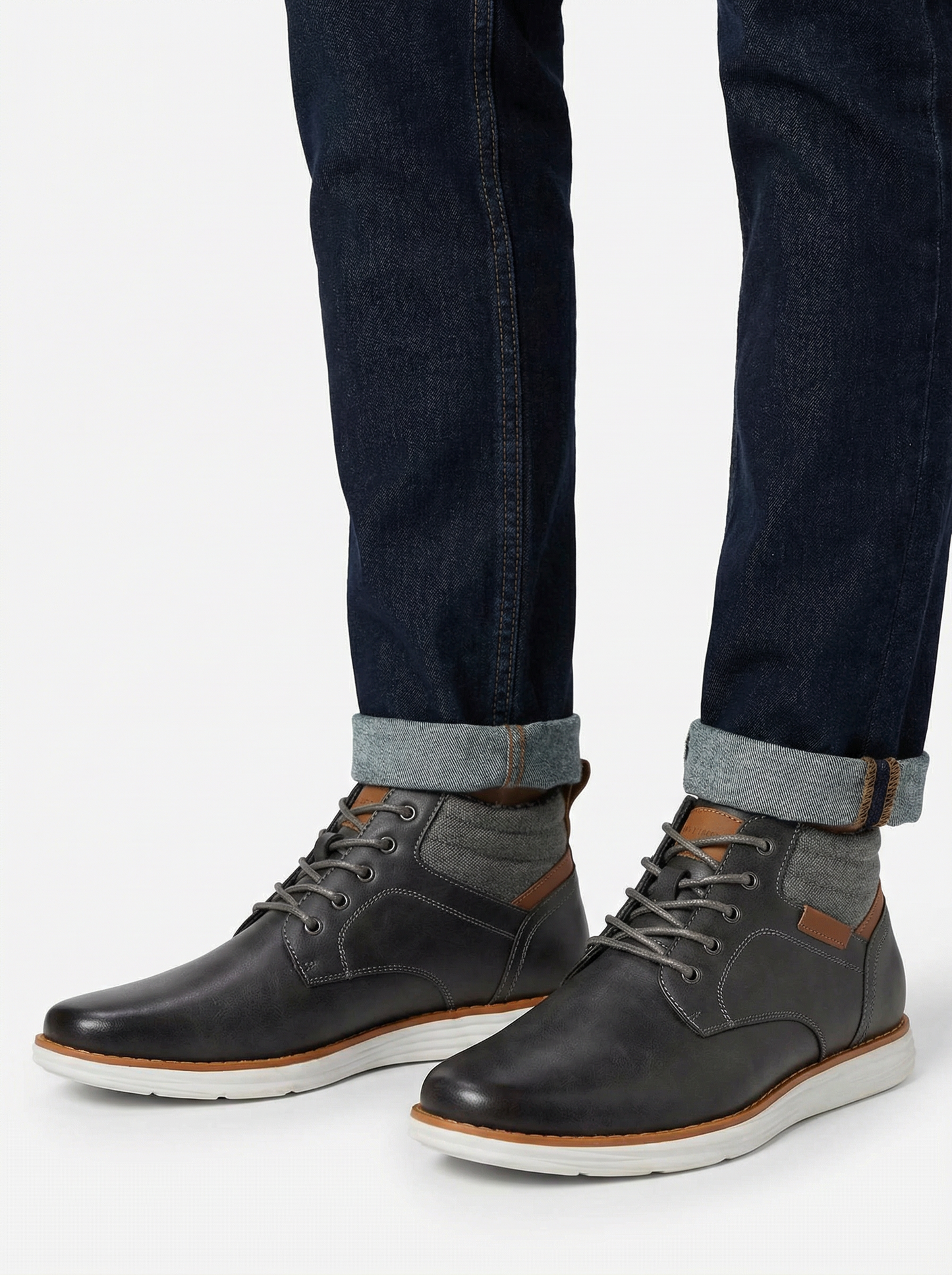 Men’s Mid Top Lace Up Chukka Boots
