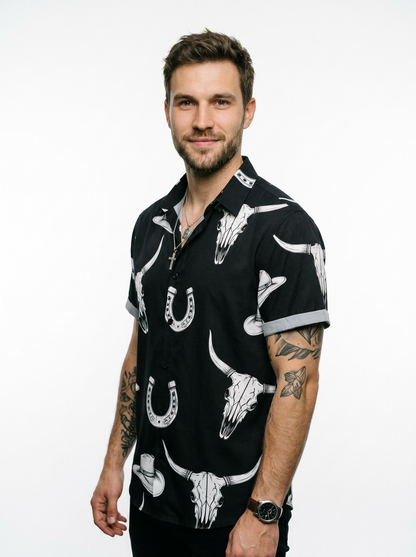 Men’s Western Cowboy Shirt with Bull Skull Print and Short Sleeves