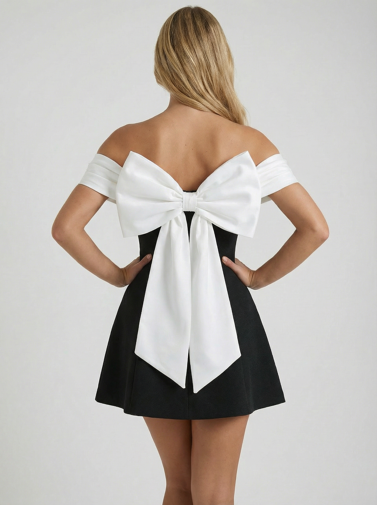 Noir Bloom Evening Party Mini Dress