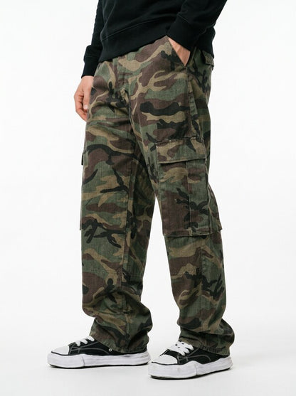Men’s Tactical Cargo Pants in Woodland Camouflage