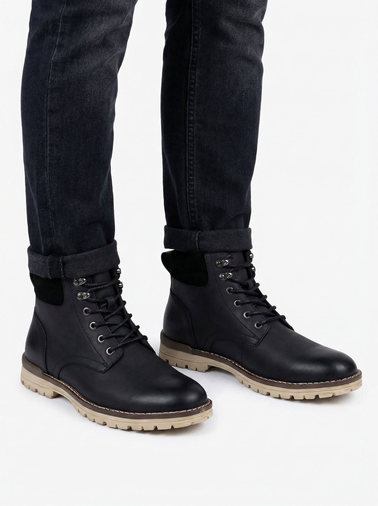 Men’s Lace Up Chukka Boots